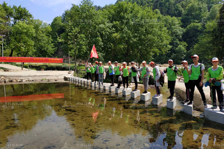 2019凱藍華中—徒步大別山，重走長征路